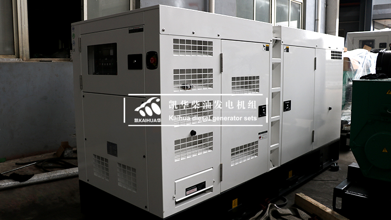 河北房（fáng）產一台（tái）108kw靜音柴油發電機組成功出廠